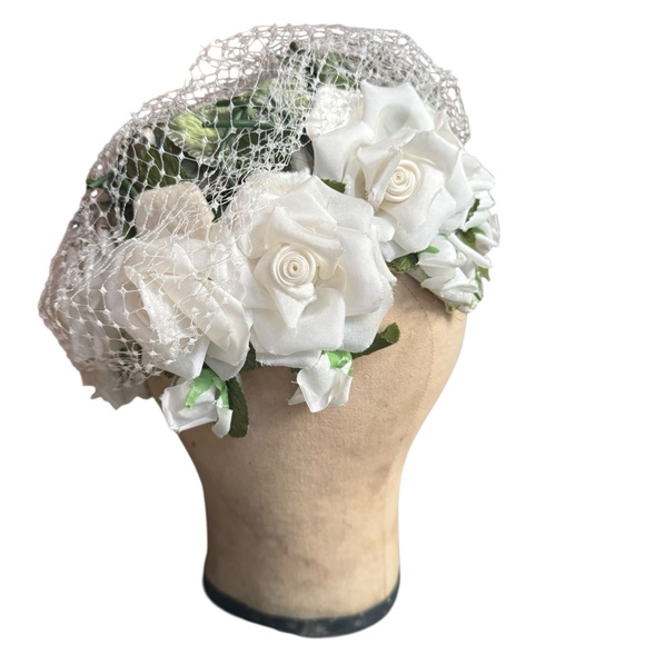 1950s Union Label‎ Floral Fascinator Hat w/Birdcage Veil